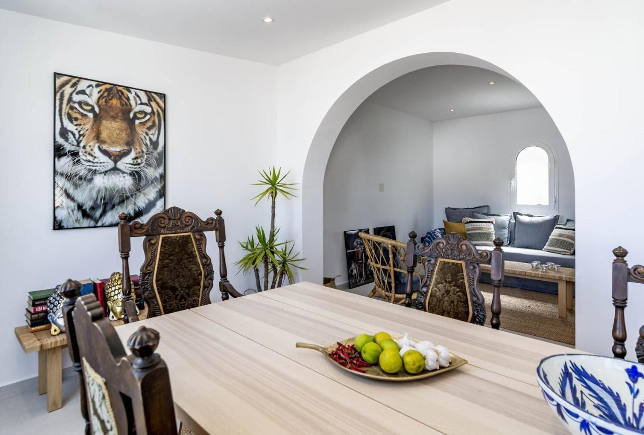 San Pedro With Terrace By Costarentals - Ref M29 *